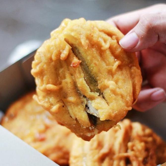 Keki- Frozen Pisang Goreng Pontianak 1 Lusin Setengah Matang Super Manis