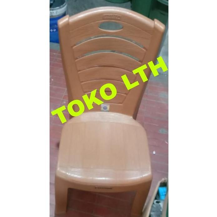 BANGKU/KURSI SENDER PLASTIK NAPOLLY motif rotan