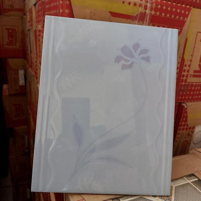 KERAMIK 20X25 BIRU MUDA CREAM GLOSSY / KERAMIK DINDING