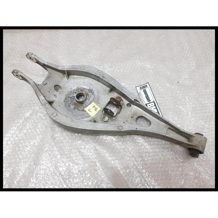 TERBARU ARM KANAN ATAS TATAKAN PER BELAKANG BMW E46 318I 323I 325I THN 99-04