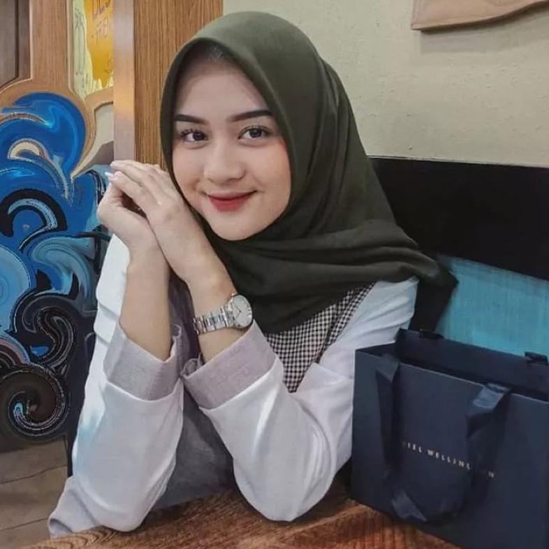 Grosir Hijab Segi Empat Paris Jadul Varisha|| Paris Varisha Original