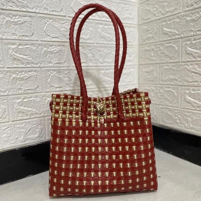 Kasora- Tas Jali Merah Combi Gold Free Macrame Rainbow Anyaman Tote Wanita