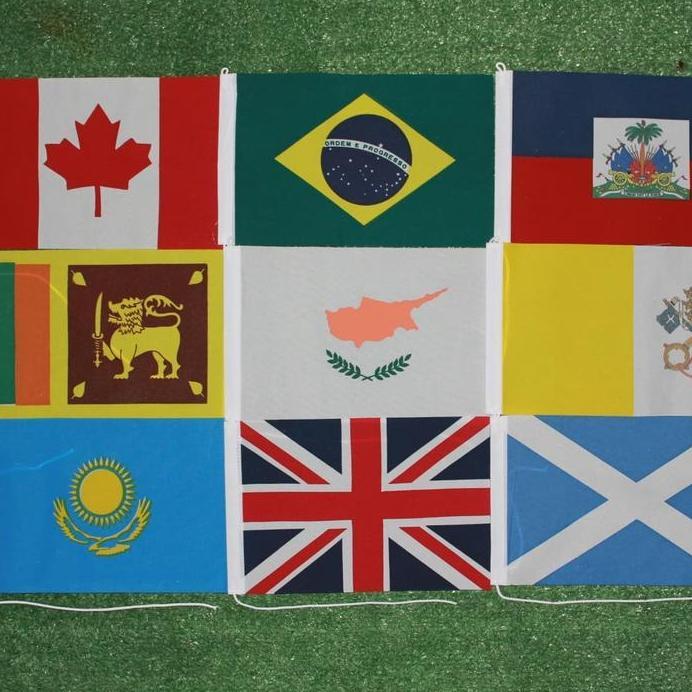 BENDERA NEGARA KECIL