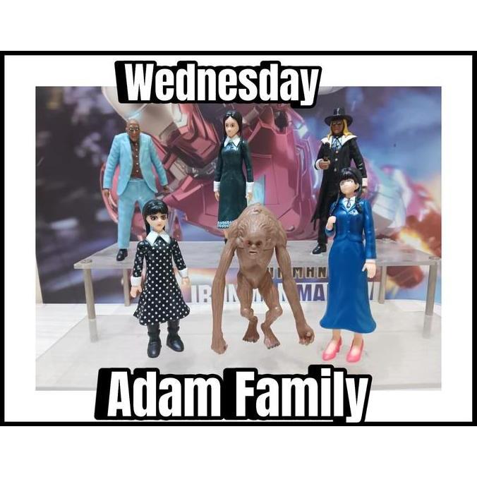 Action Figure Wednesday Addams Family set 6