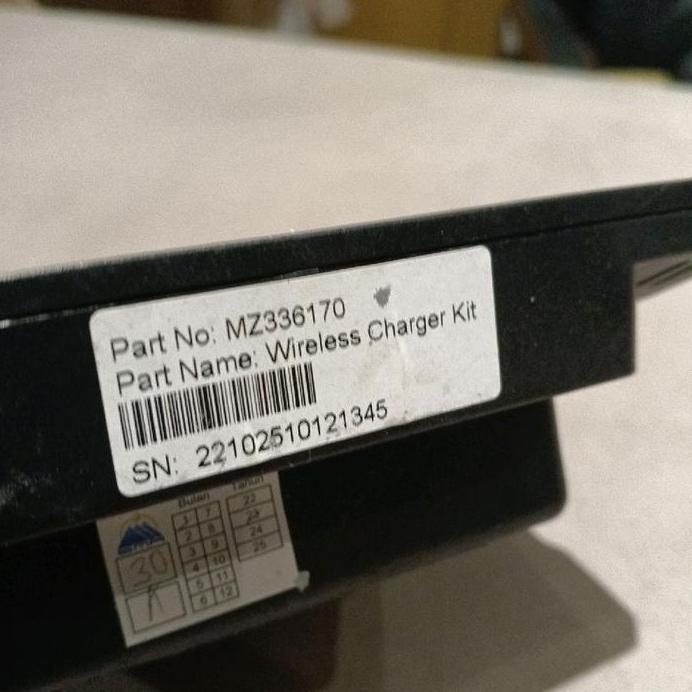 Wireless Charger Mitsubishi Xpander Facelift Original Bekas