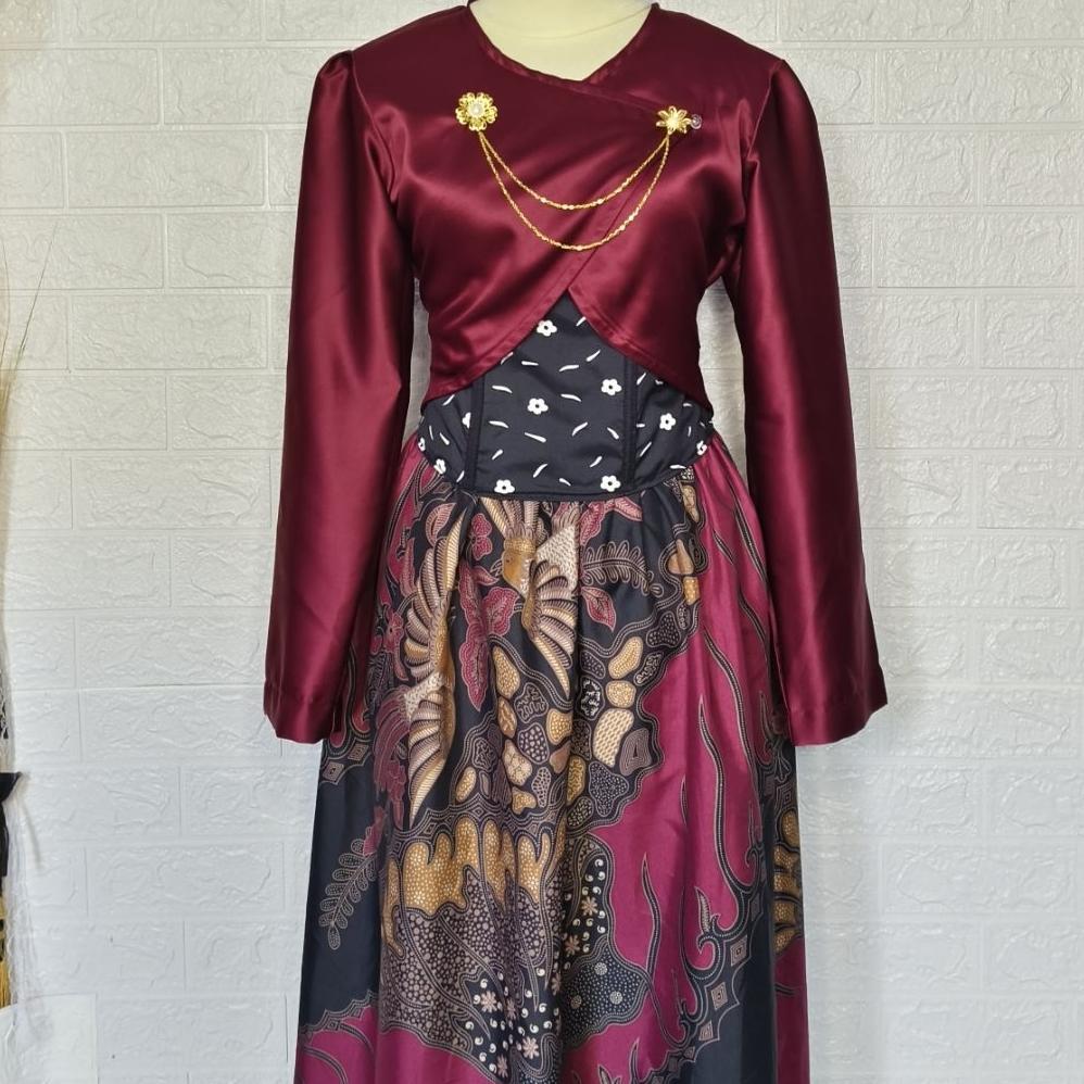 DISKON BESAR Kebaya JANGGAN CROP Satin FREE BROS RANTAI- outfit kondangan- outfit prewedding- Outfit