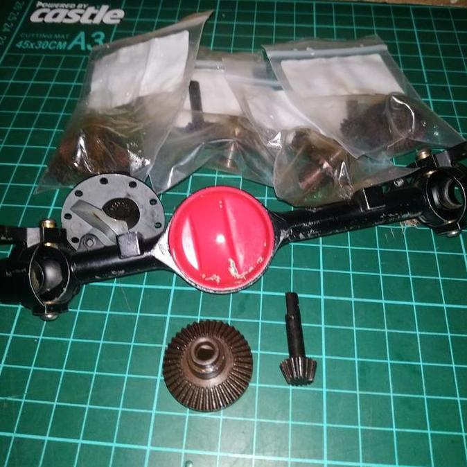 TERLARIS - BEVEL GEAR SET DIFT GEAR HD, YOTA AXEL RC 1/10 D90 ,( BEVEL GEAR 15T DIFT GEAR 40T)