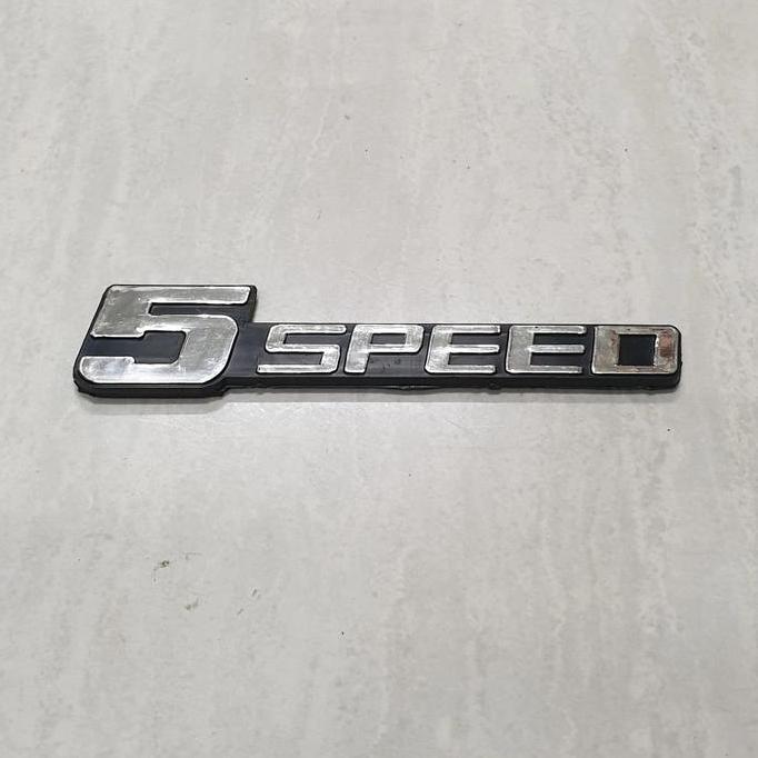 emblem daihatsu taft gt 5 speed