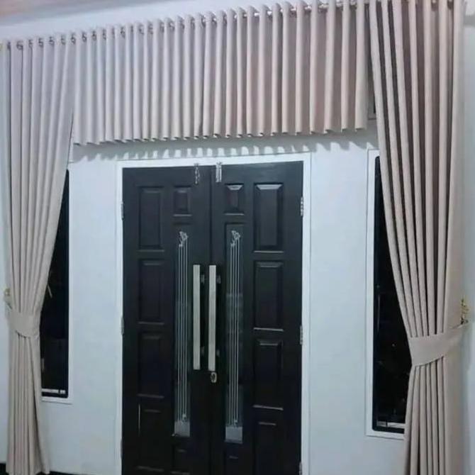 Satu Paket Gorden Jendela Korden Poni Rempel Pintu Utama Ruang Tamu