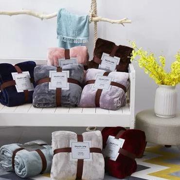 SELIMUT BULU POLOS 220*200cm BAHAN BULU FLANEL LEMBUT UKURAN SINGLE DEWASA - SELIMUT IMPORT BERKUALI