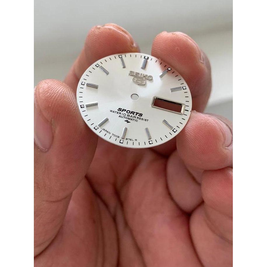 DF386>> Plat dial jam tangan seiko silver 28,5mm 7009 7s26 7s36 dial jam seiko 5 sport