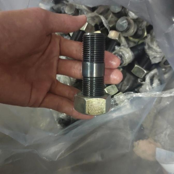 BAUT RODA FORKLIFT KOMATSU 15 TON UK. BAUT : M24X80MM K.36 Grosir Termurah