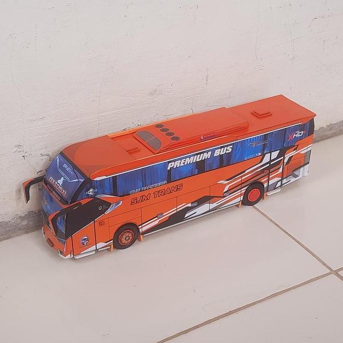 miniatur papercraft bus skala 50 sjm trans BATOSAI