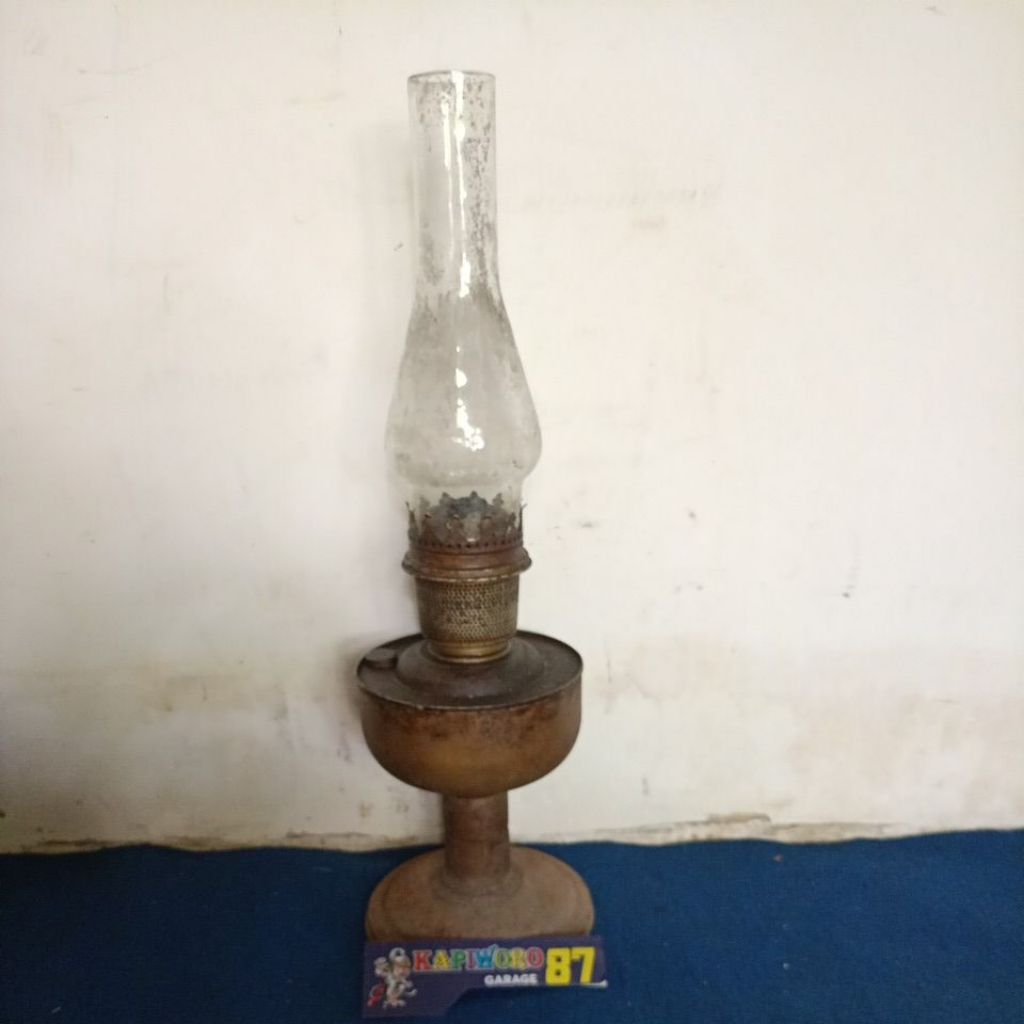 lampu minyak tanah antik lampu sentir