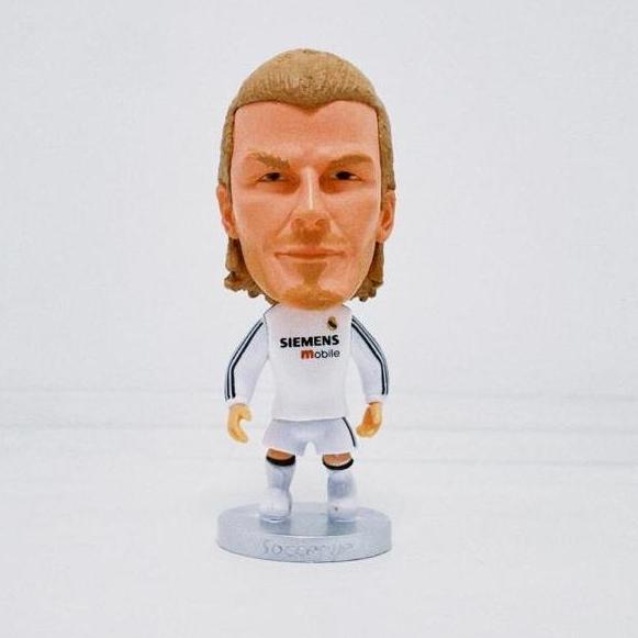Action figure David Beckham Real Madrid long sleeve 2004 soccerwe