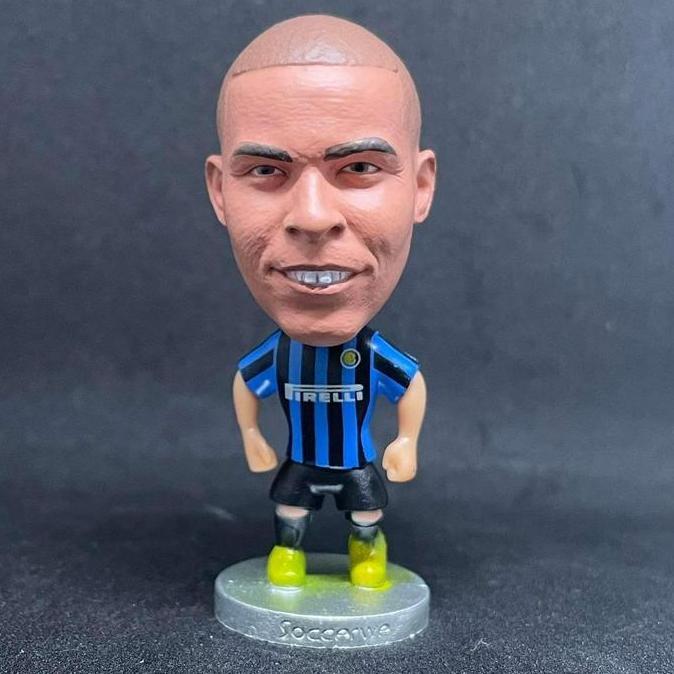 Action figure Ronaldo Nazario Inter Milan 2000 soccerwe