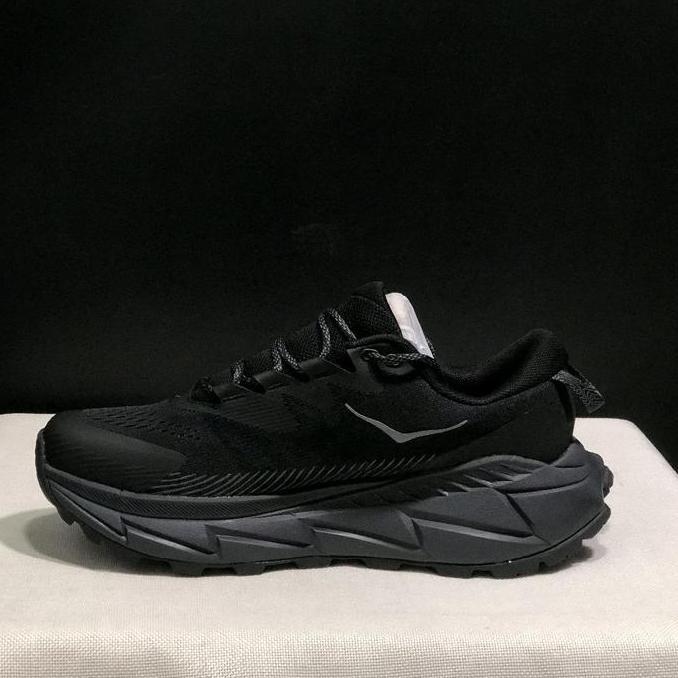 Sepatu Trail Run Hoka Skyline Triple Black Original