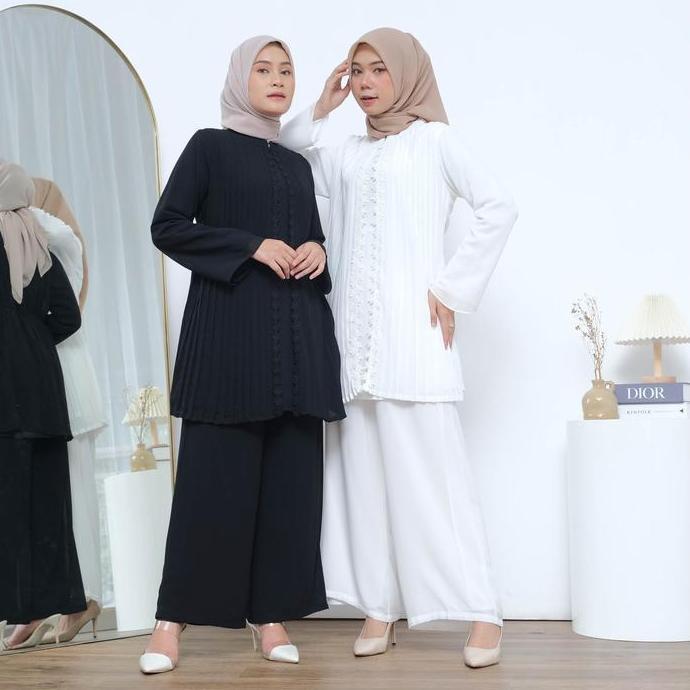 Blus JANNA Plisket Lengan Panjang Blus Chiffon Hitam Putih Premium Blus Muslim Formal Basic