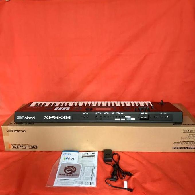 Roland XPS30 Expandable Synthesizer 61 keys Roland XPS-30 Keyboard