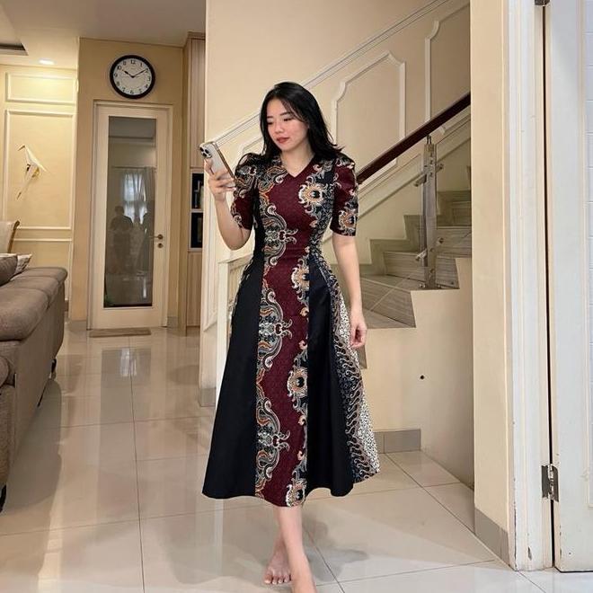 Herfit Alifah Dress Batik Midi Kombinasi Katun Strecth ( Dress Batik Pendek )