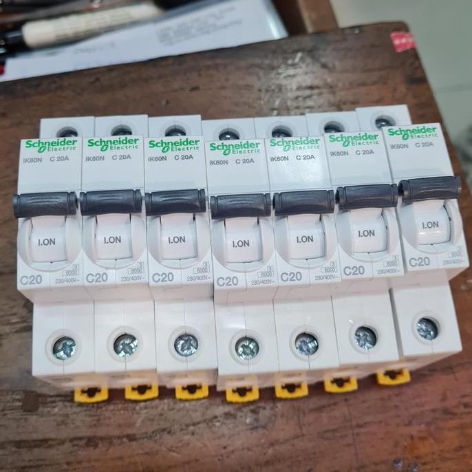 Spesial Mcb 32A 1Phase Ik60N Schneider 6Ka Kepala Hitam