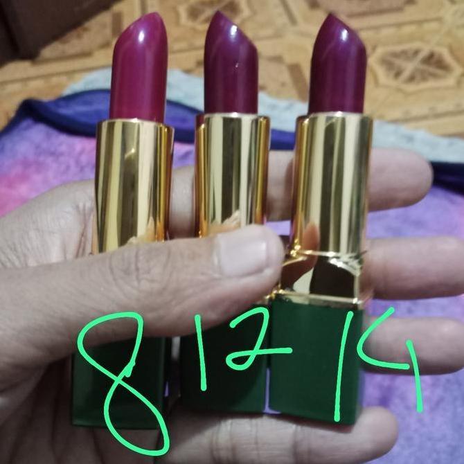 elizabeth helen lipstick (no box)