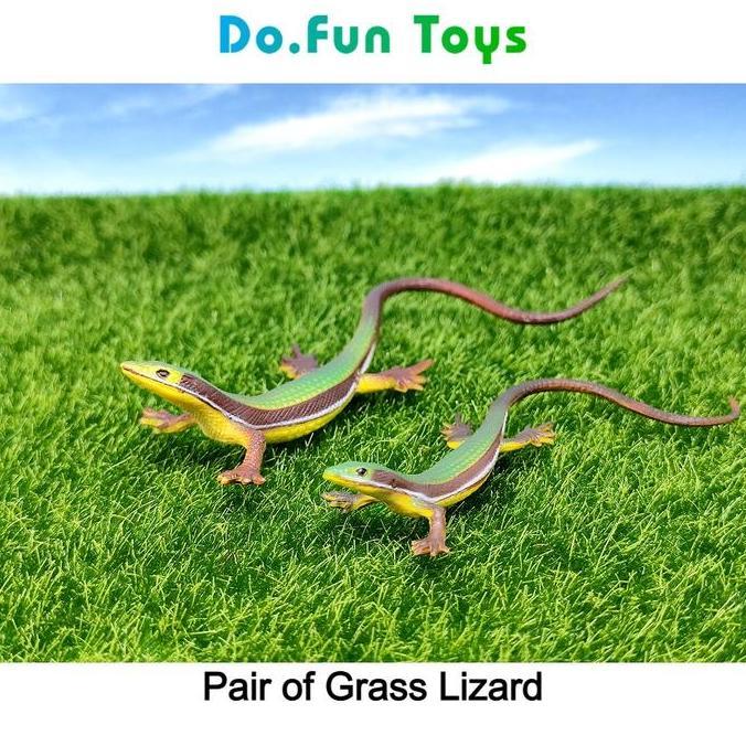 Grass Lizard New Animal Figure / Miniatur Mainan Binatang Kadal Rumput
