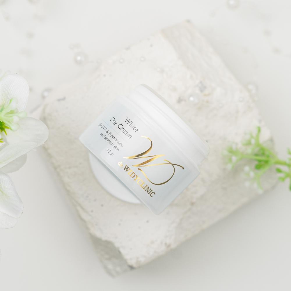 Skylinestyle - White Day Cream Flek Glowing Dr Widy Clinic Krim Pagi Siang Wajah Mencerahkan Bpom Fo