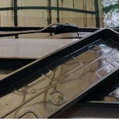 ALAS TATAKAN POT PLASTIK 50 CM HITAM DAN PUTIH PANJANG, ALAS POT BUNGA MEDIA