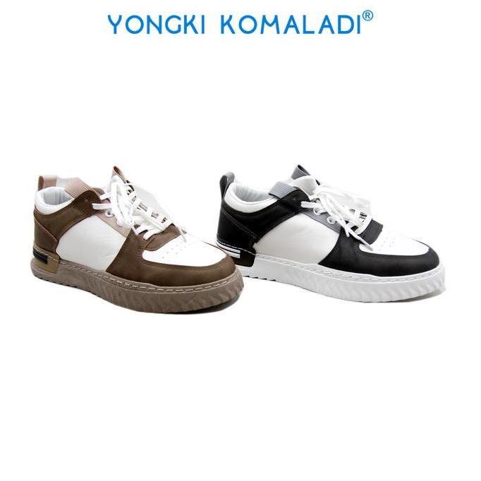 [ Original ] Yongki Komaladi Sepatu Casual Js216-22 Men Hitam Shoes Pria Putih Sneakers Kasual Merah