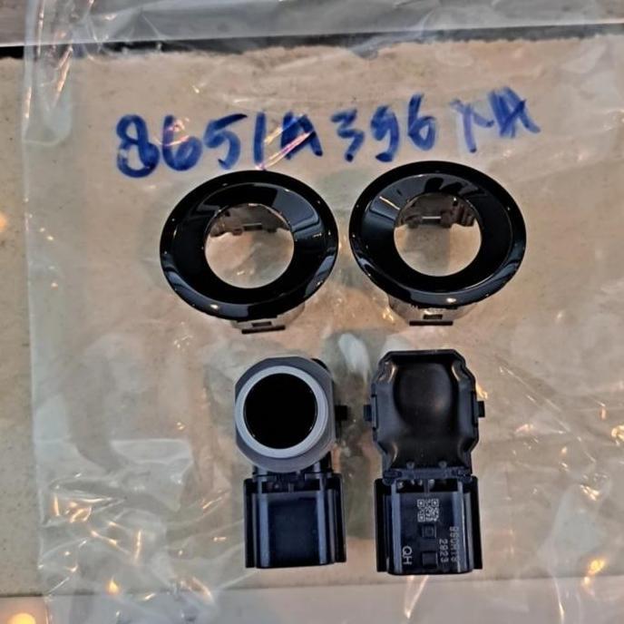 Sensor bumper depan Pajero sport bagian samping Mitsubishi Pajero 2021