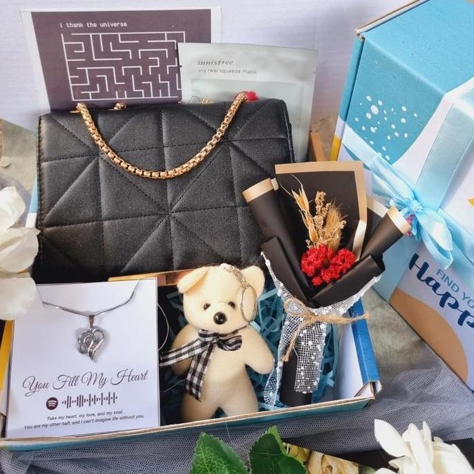 Hampers Cewek / Kado Anniversary / Kado Ultah / Hampers Tas Wanita
