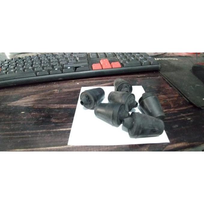 KARET PENAHAN PINTU BAGASI GRAND LIVINA RUBAHAN