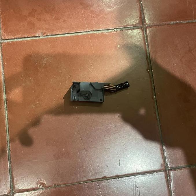 Soket spedo Suzuki SX4 2010-2013 original copotan dari speedometer