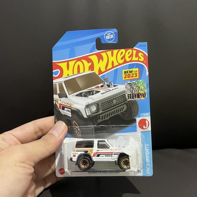 Hot Wheels Nissan Patrol Custom White Kroger Kmart Exclusive Recolor FS