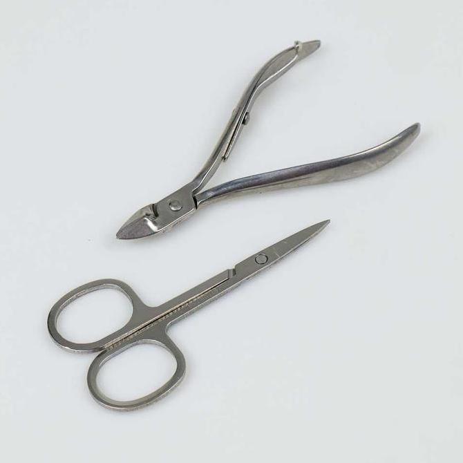 Set Gunting Kuku Gunting Alis Perawatan Kuku 12 Pcs