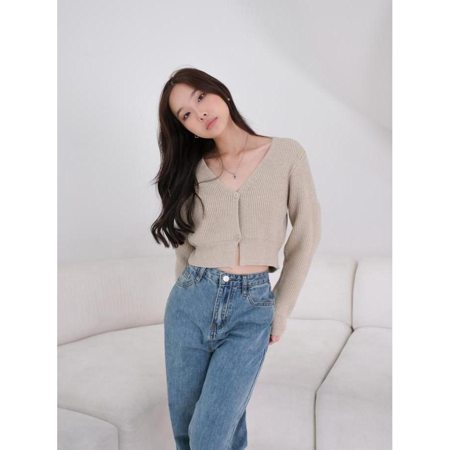 Kiyorawears - Mu Fen Two Button Crop Cardigan / Outer Knit / Cheongsam Blouse / CNY Top / Atasan Raj