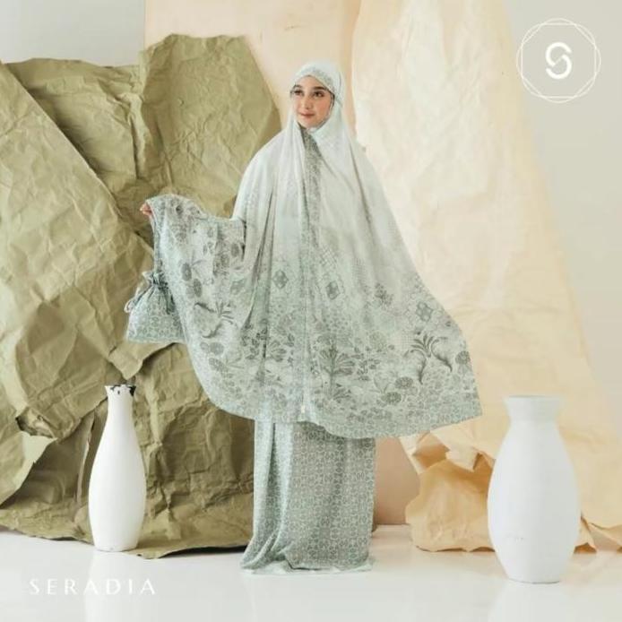Hampers Prayer set Mukena Seradia eksklusif mewah