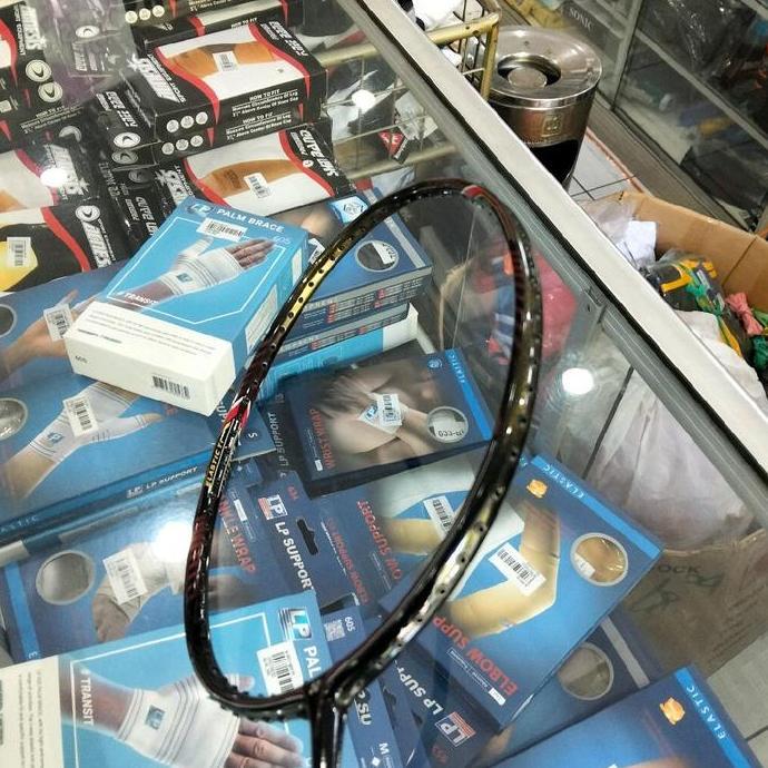 Raket badminton original yonex carbonex 35 Japan