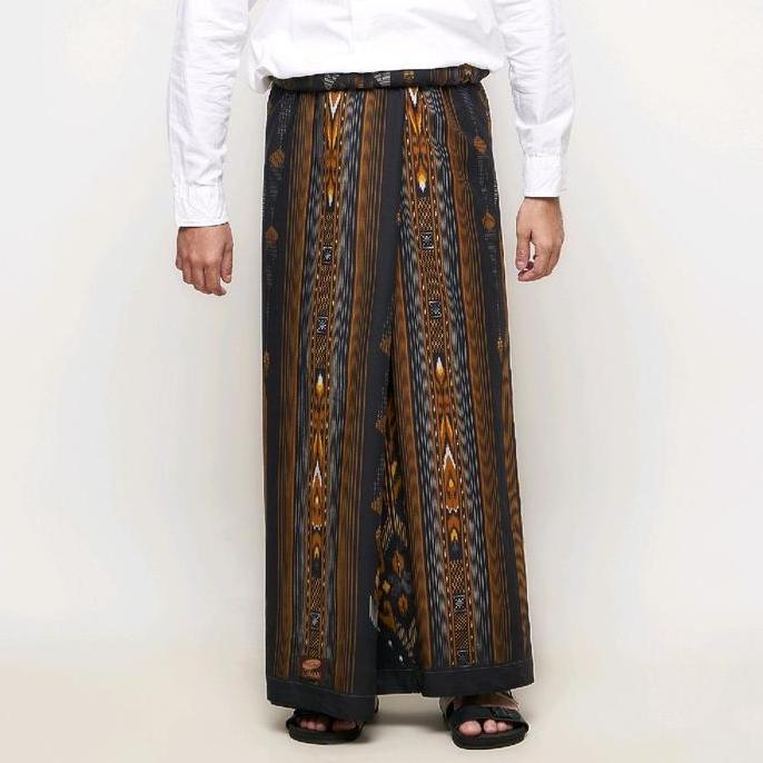 Miliki Sarung Atlas Idaman Kembang Motif Printing Warna Hitam Bahan Katun Kain Nyaman Untuk Pria Dew