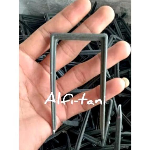 Jepit Mulsa penjepit pasak Plastik Mulsa isi 1 kg -+(240 biji) pasak plastik mulsa