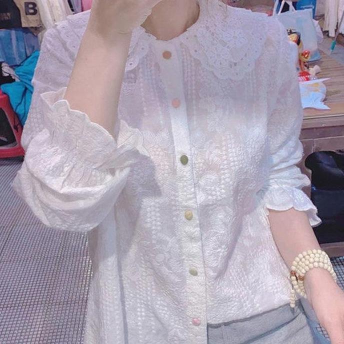 Kemeja Wanita Casual Atasan Putih Pola Renda Gaya Baru Motif Korea Panjang Baju Light Crew Neck Top 