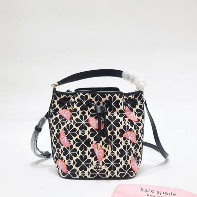 kate spade FLOWER JACQUARD BUCKET GRAPEFRUIT