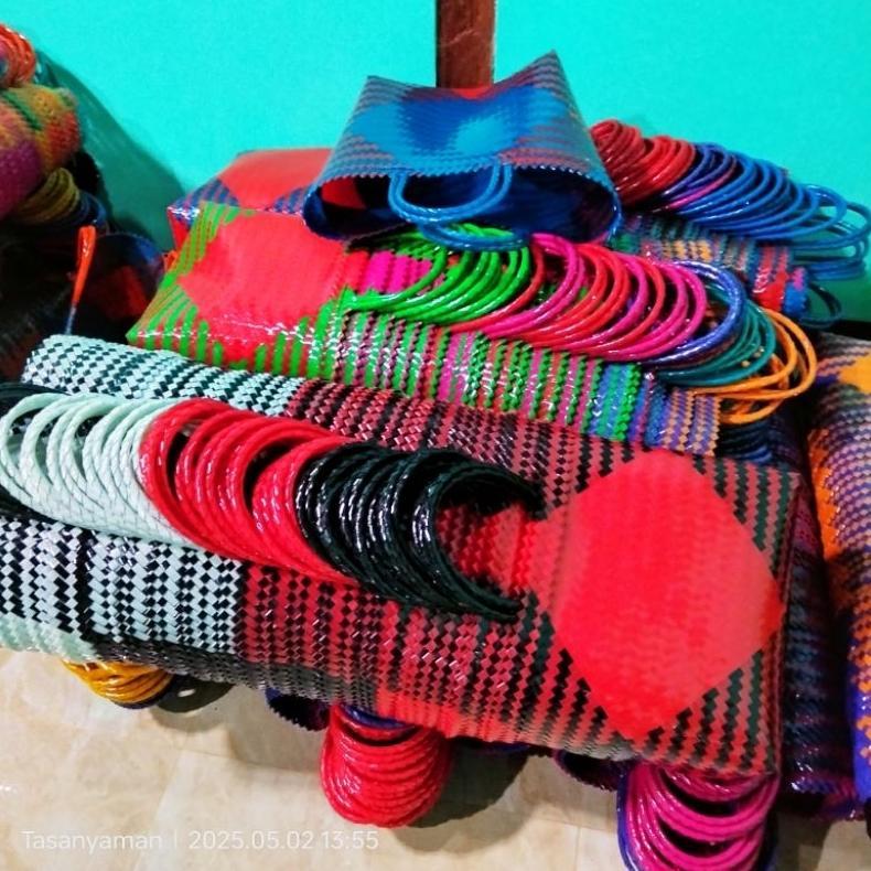 READY STOCK` RECOMMENDED Tas Anyaman Glossy / Tas Anyaman Plastik Kaca A/Tas Belanja/Tas Pasar/Tas s