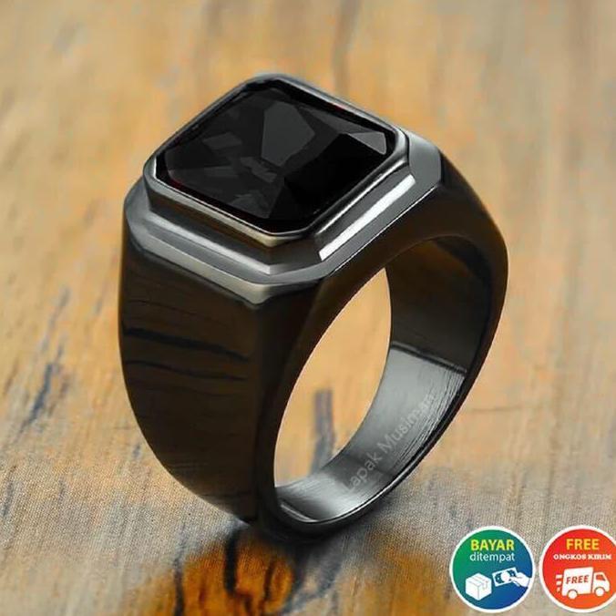Bisainstan- Cincin Pria Super Keren Super Ekslusif Warna Hitam