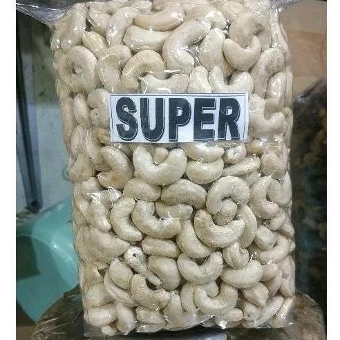 kacang mente mentah 1kg SUPER