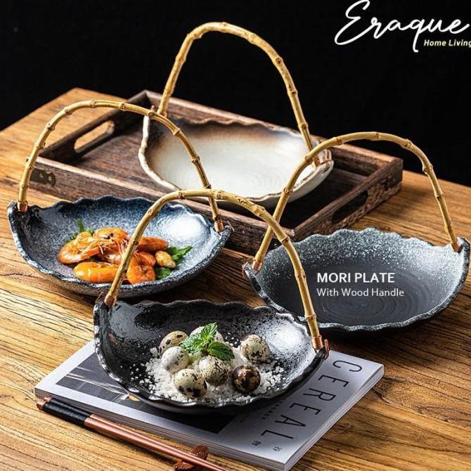 Mori Plate Wood Handle / Piring Saji Keramik Jepang Gagang Kayu Rotan