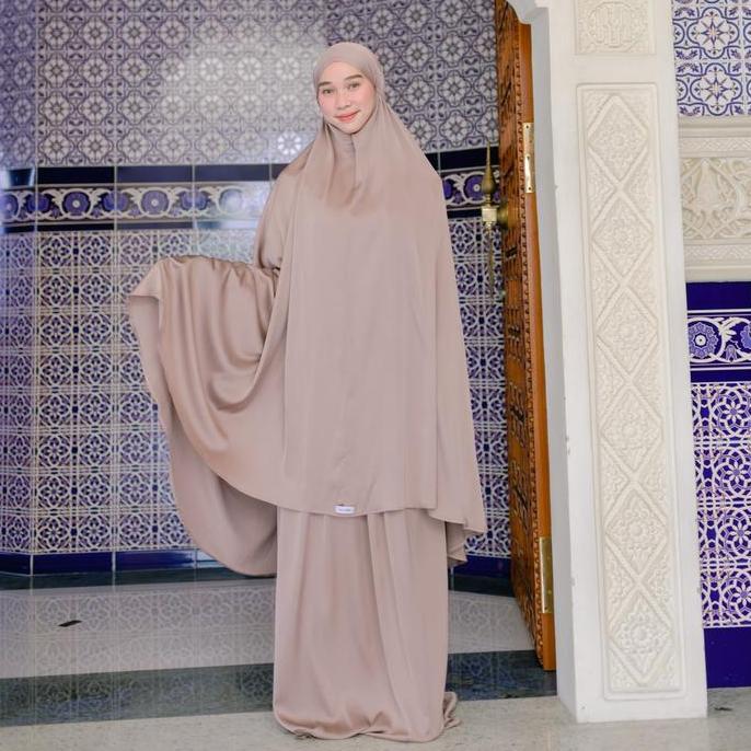 Syukron- Lozy Hijab - Medina Prayer Set ( Mukena Satin ) Panjang Mewah Muslim