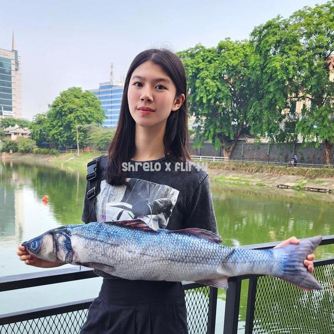 Tas Kanvas Besar Shrelo Bentuk Ikan Kakap Putih Segar Barramundi Fish Kado Unik Hobby Mancing Fishin