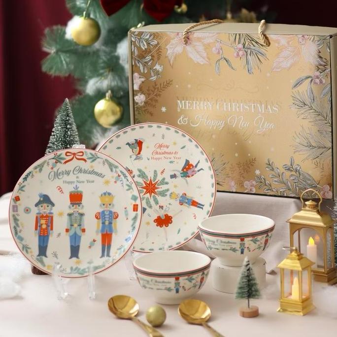 Golden Christmas Hampers Christmas Hampers Set Premium Bowl Set Mangkok dan Piring Set Natal